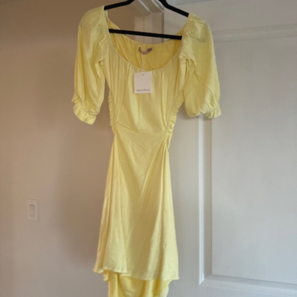 Vici / Skylar Rose Yellow Off the Shoulder Mini Dress with Side & Back Cut Outs